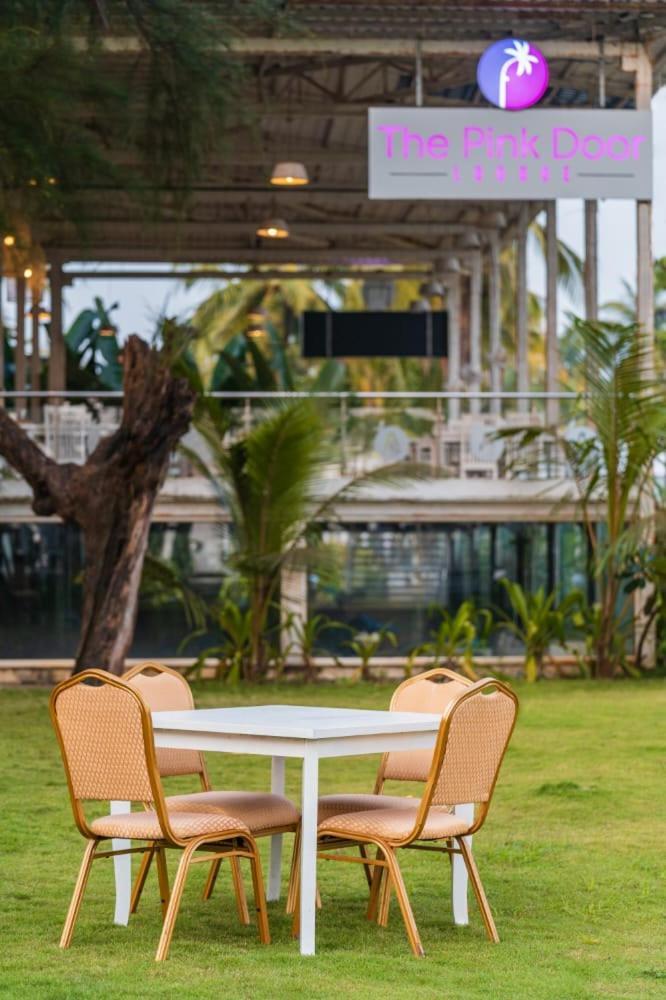 Foxoso La Beach Resort & Spa Old Goa Exteriér fotografie